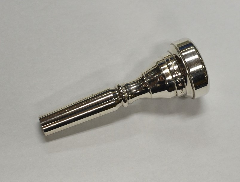 GIARDINELLI 10FL 旧刻印 フリューゲルホルン用マウスピース