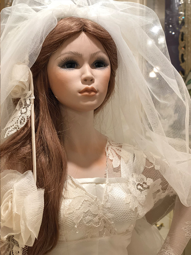 那須高原店】マリジオ社のマリア・ロッシ作陶製ビスクドール