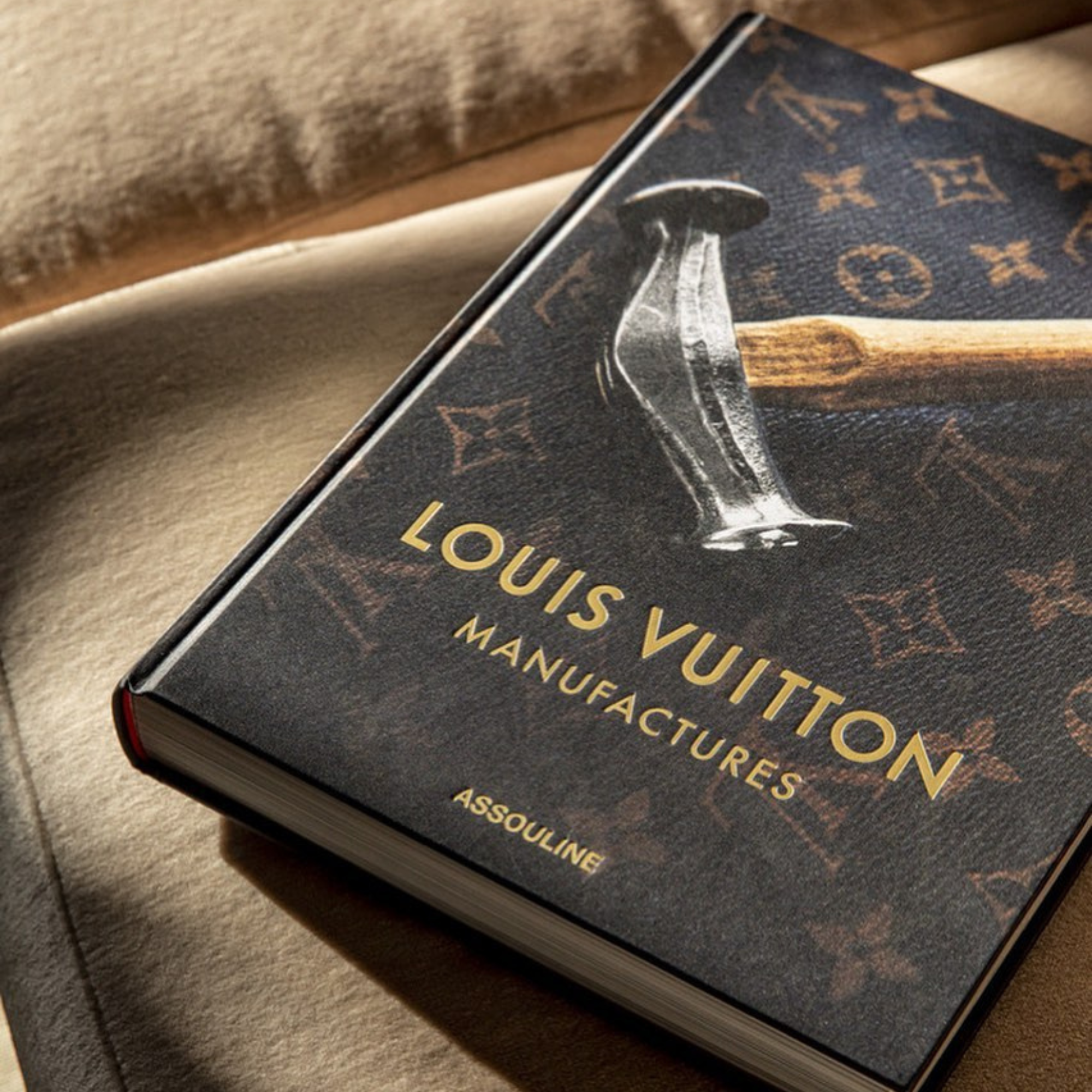 Assouline Louis Vuitton Manufactures | Maison & Tavola