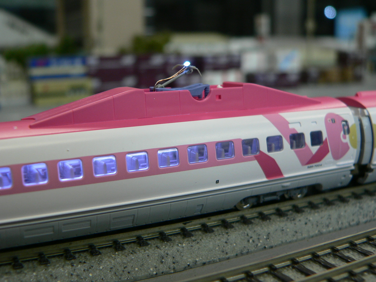 トミックスの500系7000番台ハローキティ新幹線8両セットの車掌