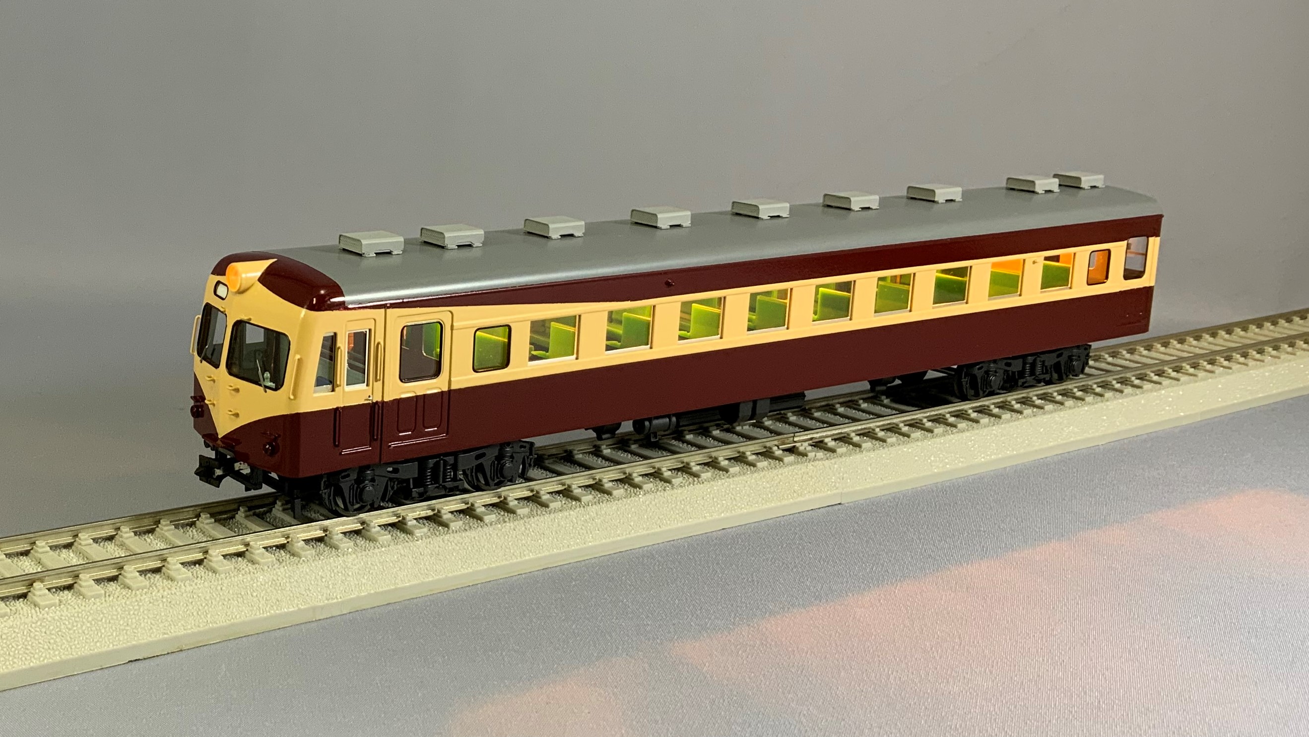 国鉄80系 - 鉄道模型の総合メーカー 株式会社エンドウ