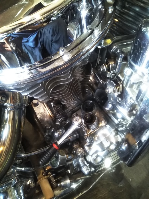 ショベルヘッド純正km表示スピードメーターオーバーホール済みエボ