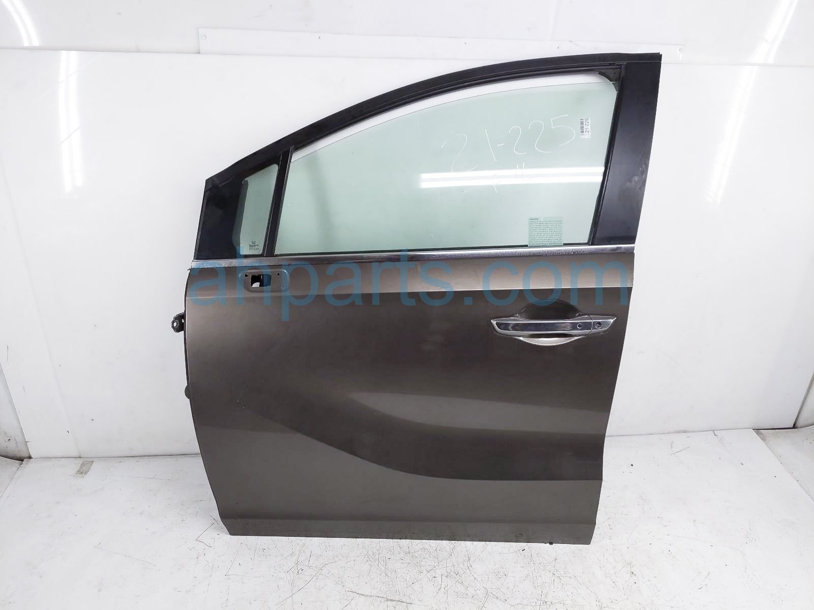 2020 Honda Odyssey Front Driver Door - Pewter - No Mirror/trim