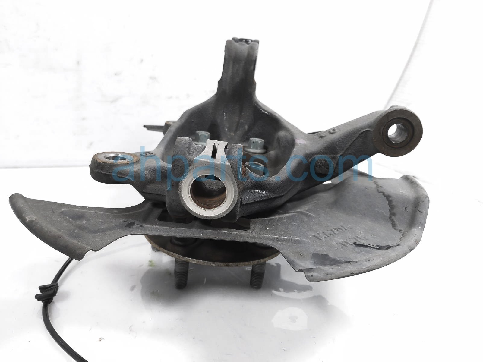 2019 Mazda CX-9 Front Passenger Spindle Knuckle Hub TN39-33-021A,