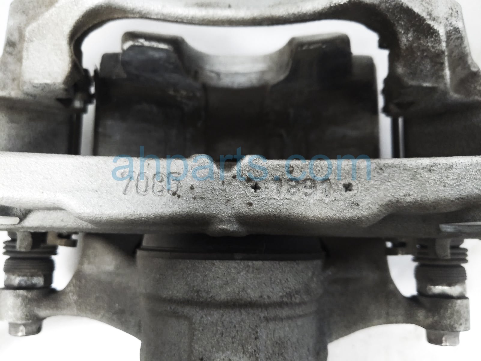 2021 Mazda Cx-30 Front Passenger Brake Caliper DGY9-33-98Z,