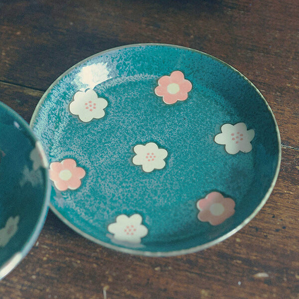 ノルディックフラワー プレートS 14cm | aito製作所 | 美濃焼・瀬戸焼