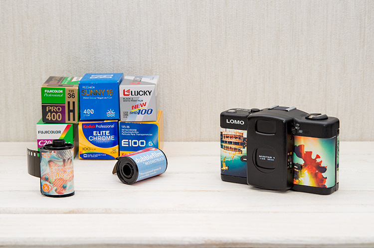 Lomo LC-A+ フィルムカメラ 木箱&フィルム&説明書有り LC-A+に関する