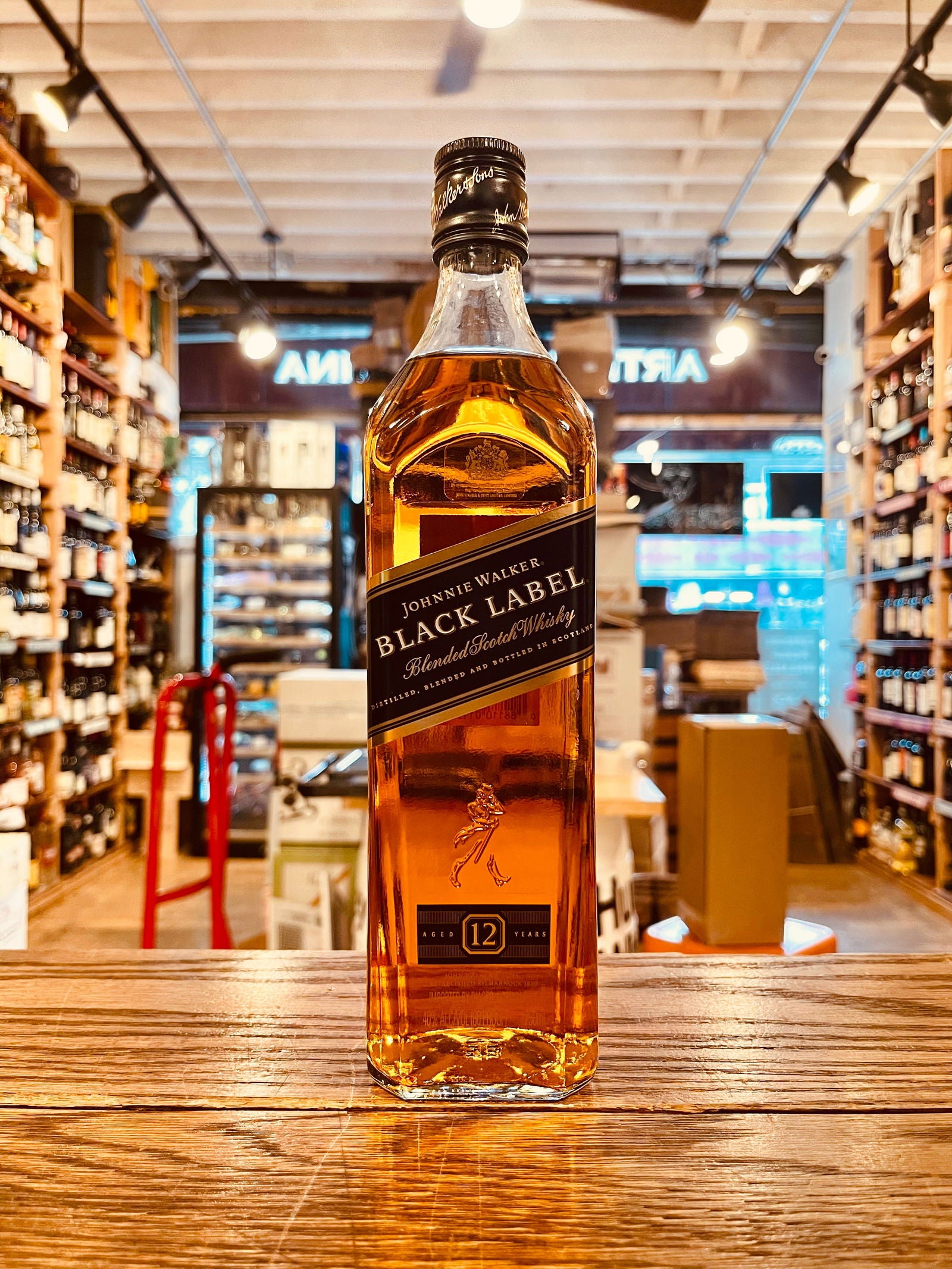 ジョニーウォーカー Johnnie Walker 赤 黒 2本セット 古酒) Johnnie