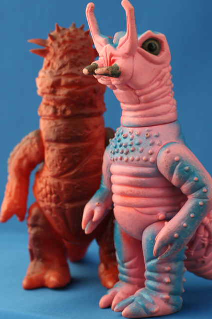 双頭怪獣パンドン、宇宙細菌ダリー – 昭和玩具研究+発表