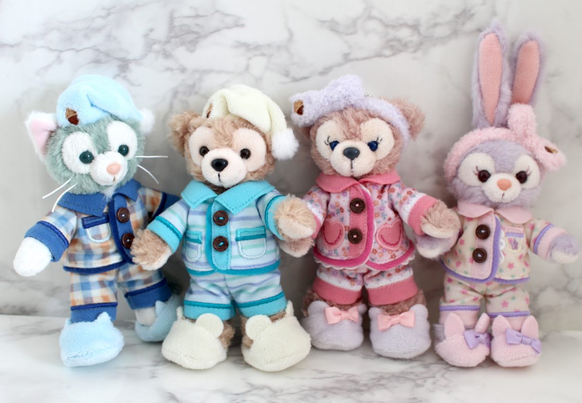 ダッフィー ディズニーリゾート35周年 ぬいぐるみバッジ4体セット 東京