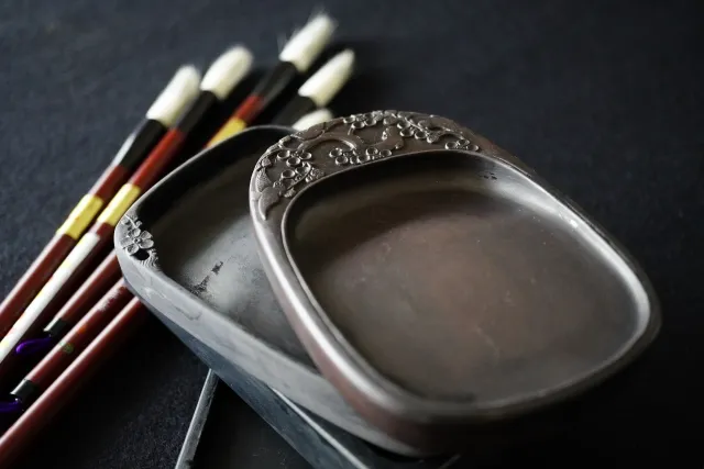 中国硯とは？優れた硯を見分けるポイントとともに解説 | 骨董品・古