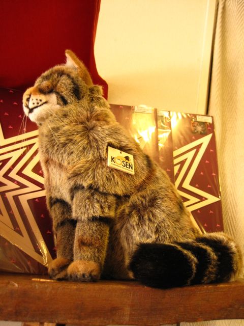 ドイツKOSEN ケーセン社オオヤマネコ山猫伏せ Kosen オオヤマネコ