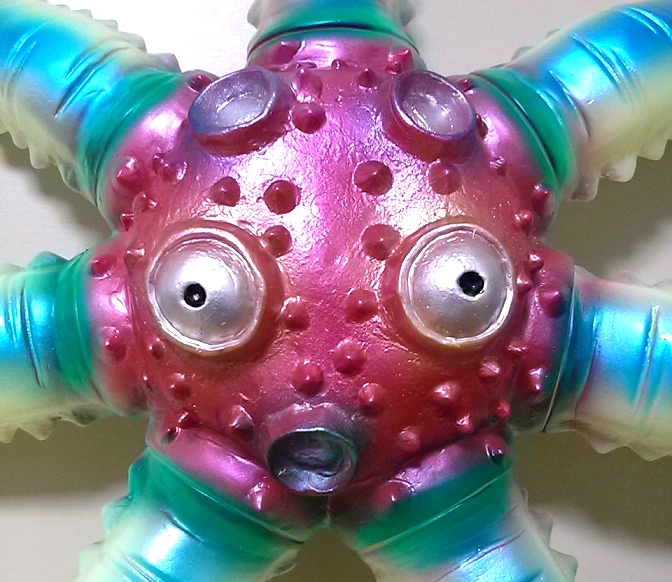 ベアモデル製 デモス ソフビ フィギュア 円盤生物 恐怖の円盤生物