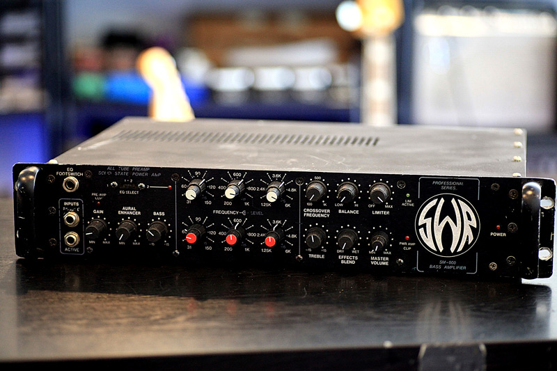 11月27日 – SWR SM-900 Bass Amp – オーバーホール│SPREAD SOUND
