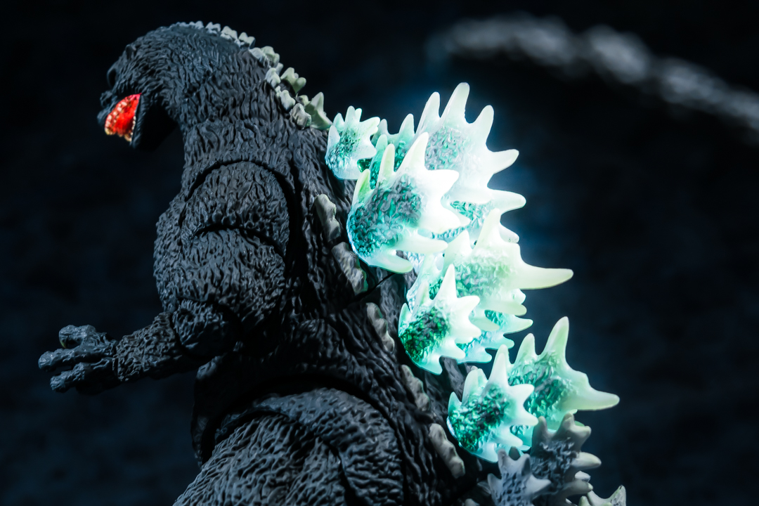 S.H.MonsterArts 輝響曲 ゴジラ（1989） - ホビーフラグメンツ。