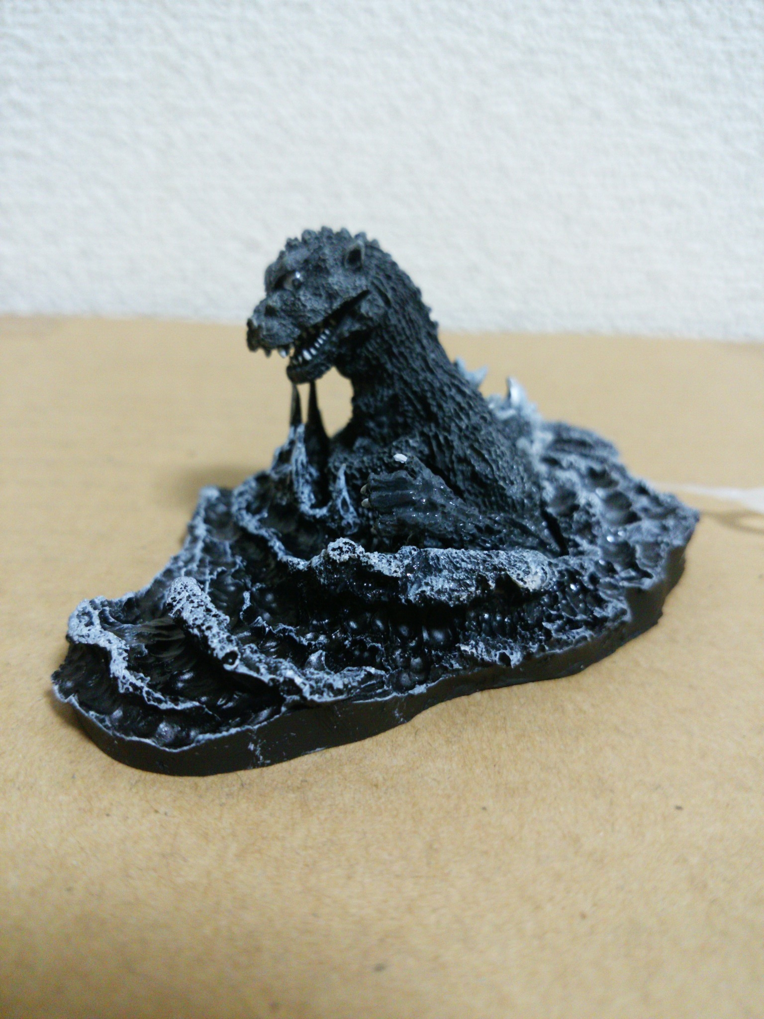 ゴジラオーナメント 特撮大百科 水爆怪獣ゴジラ 東京湾出現 ベース