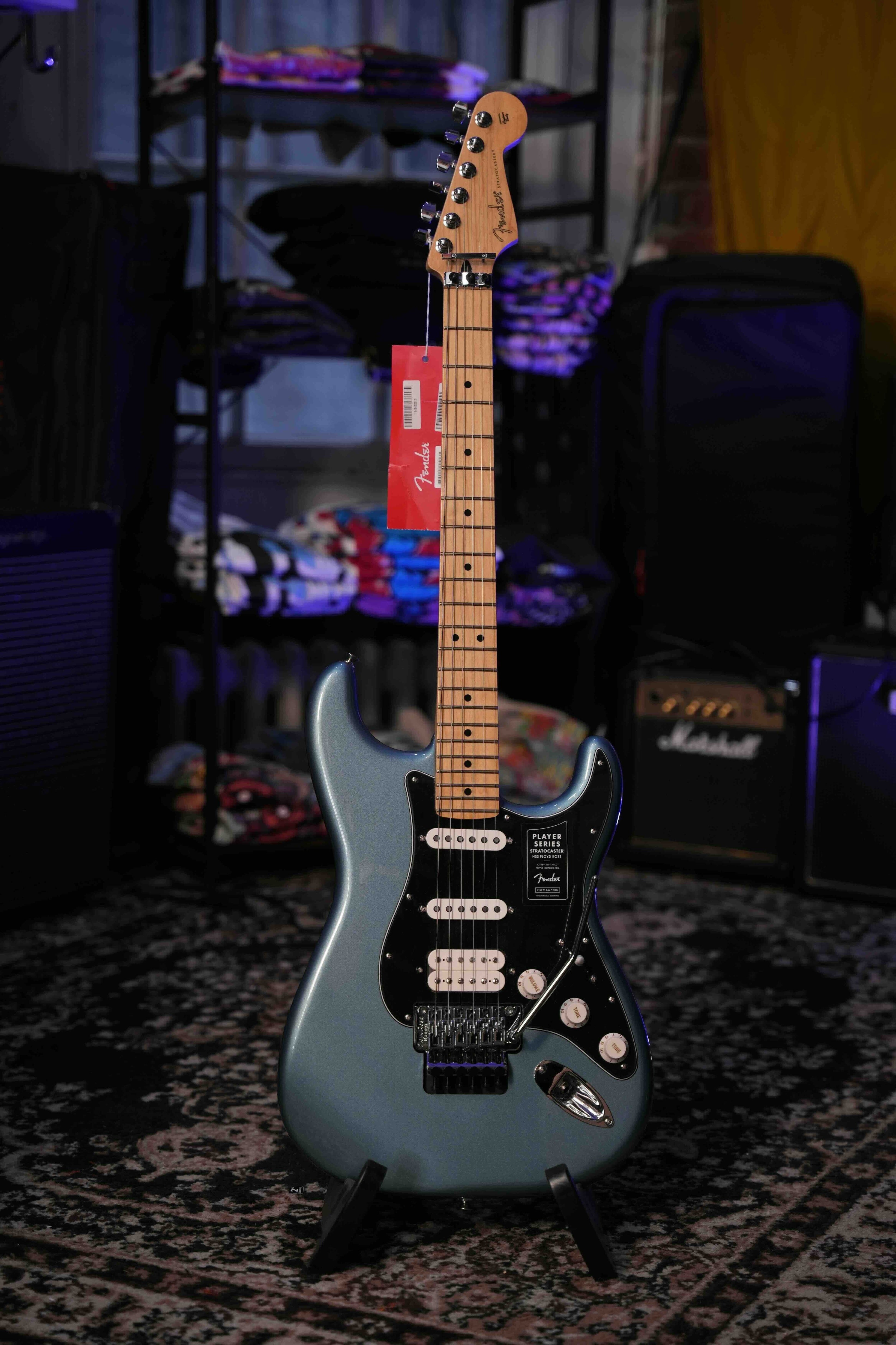 Fender Player Stratocaster Floyd Rose HSS – Bros Guitars