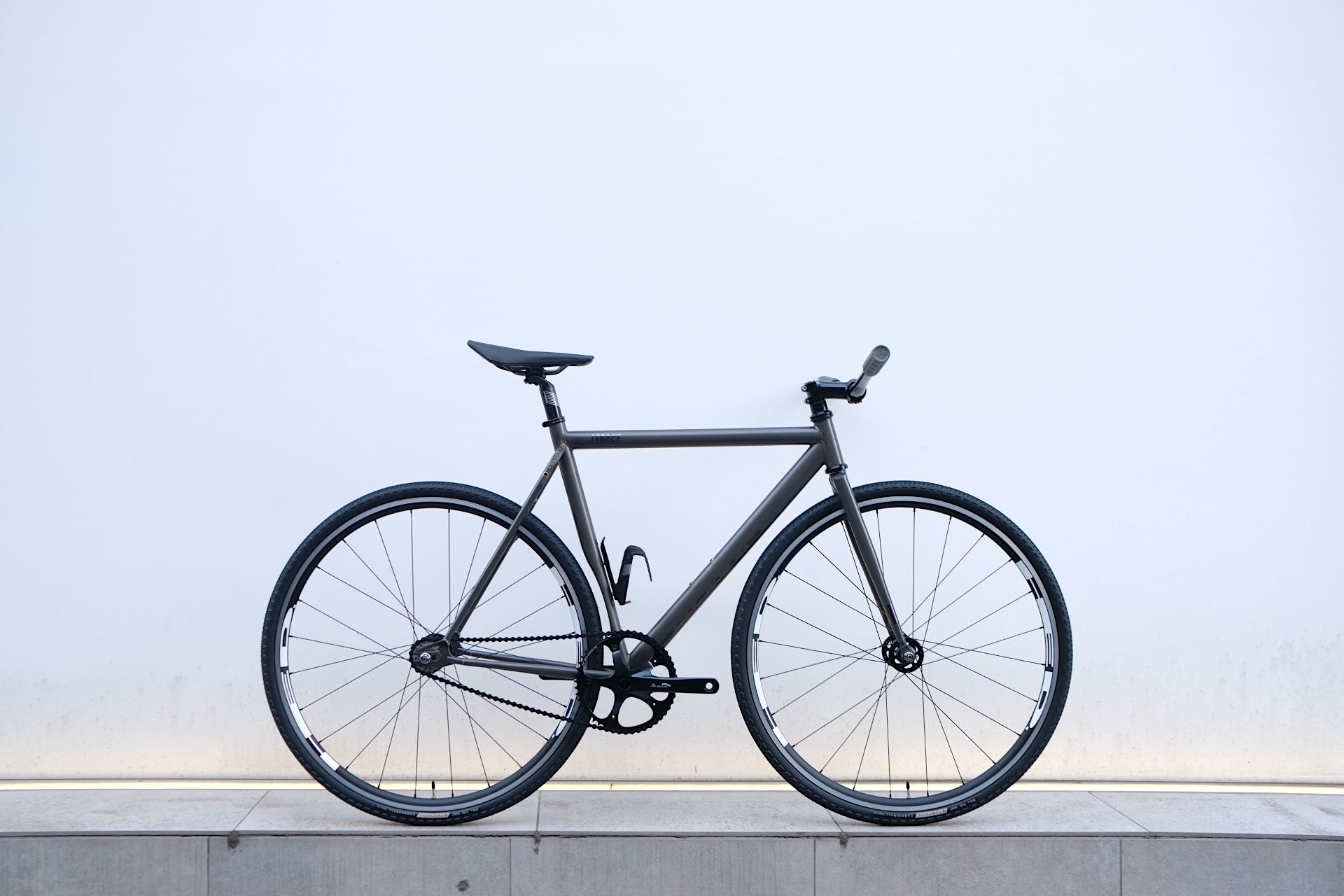 次乗らなきゃいけないフレームは、LEGACYなのでは？ | ブローチャーズ