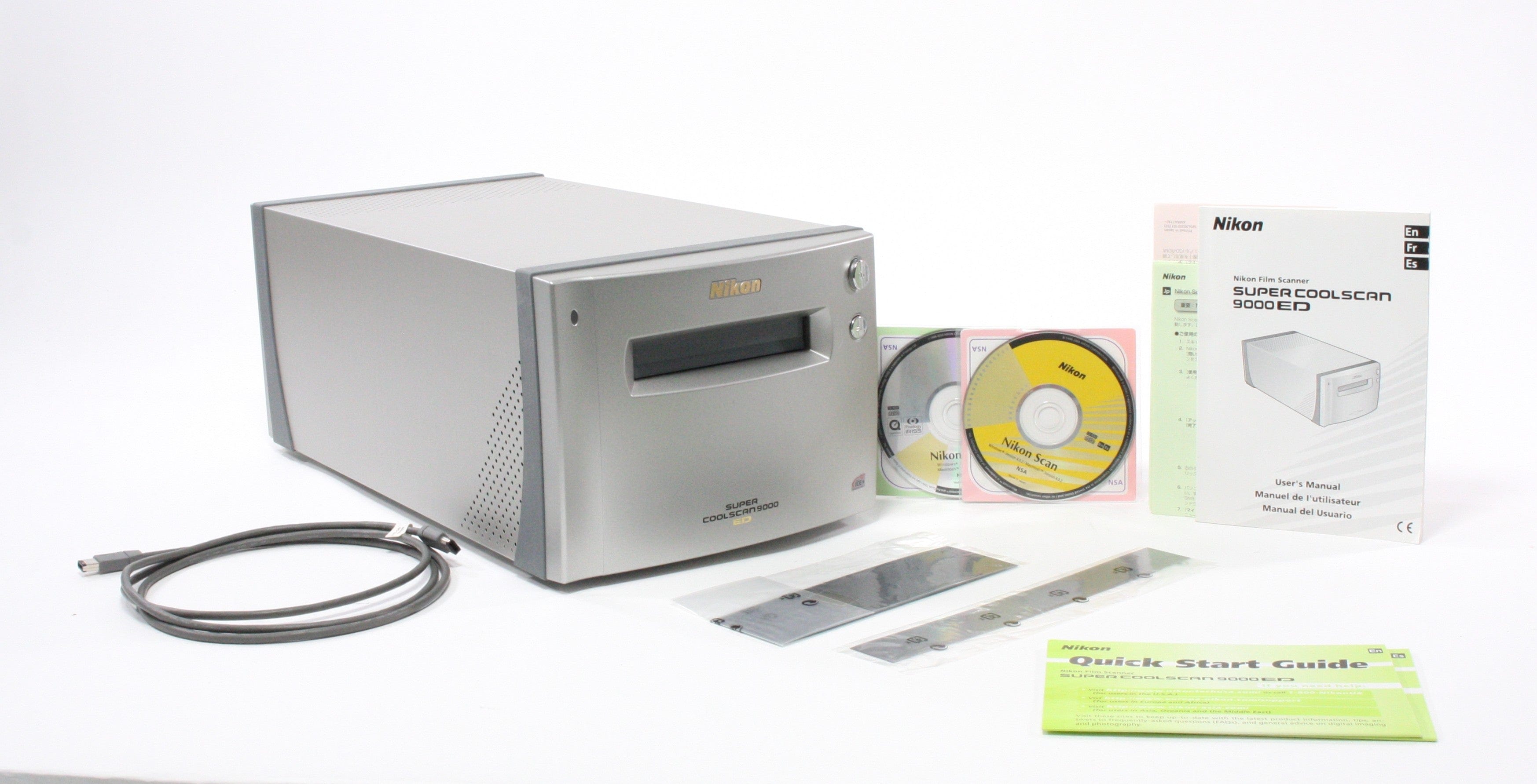 付属品多数 動作品 Nikon SUPER COOLSCAN 9000 ED 付属品多数 動作品