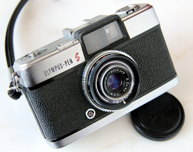 ハーフサイズカメラが欲しくてたまらん - カメラが欲しい、レンズが