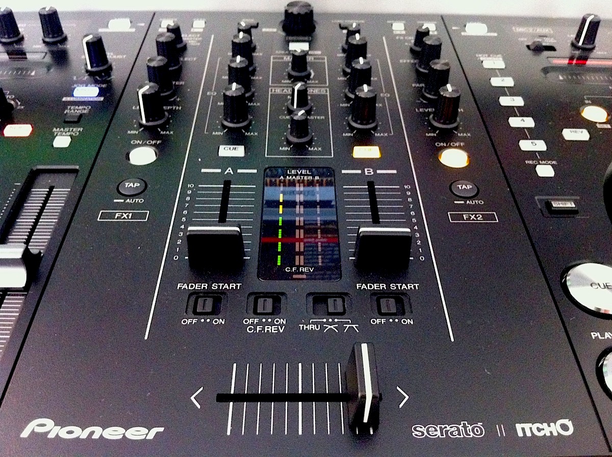 Pioneer DDJ S1 破損あり Pioneer DDJ S1 破損あり DDJ-REV1 – Pioneer