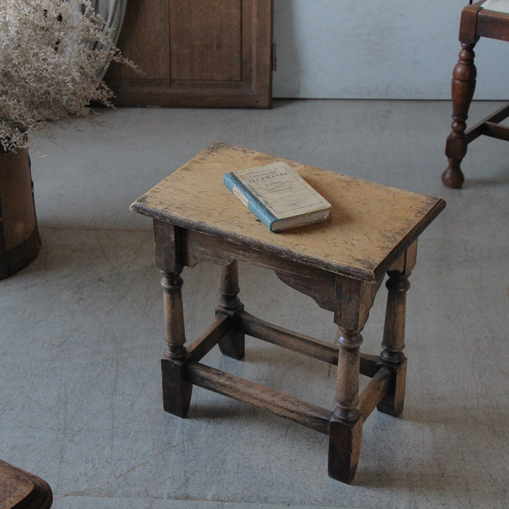 1930年代オーク材剥離のスツール（高さ44.5cm） イギリスアンティーク