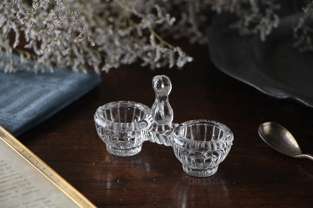 アンティークソルト＆ペッパー入れ