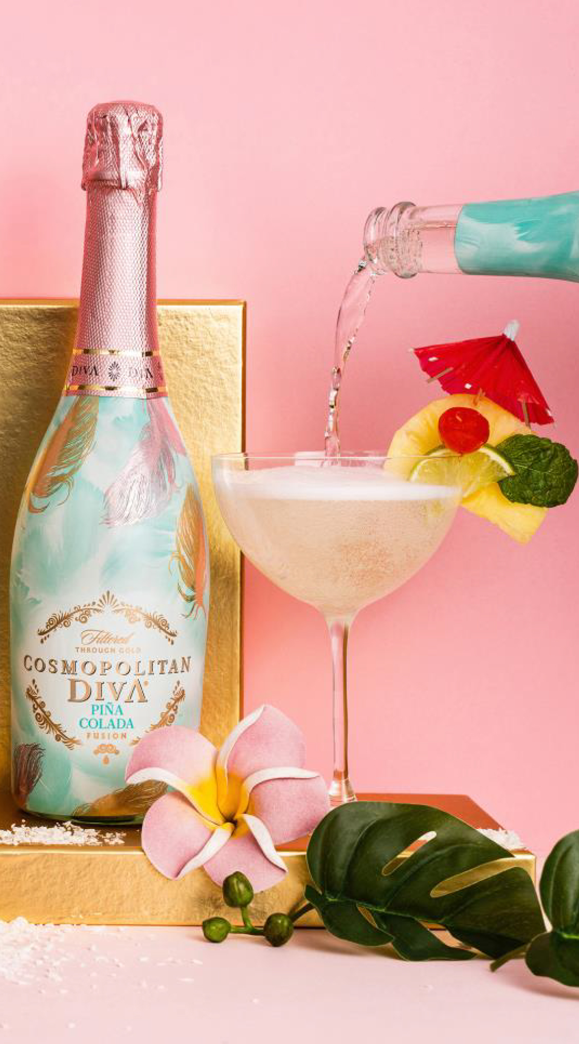 COSMOPOLITAN DIVA ピニャコラーダ 12本セット(羽12本付き