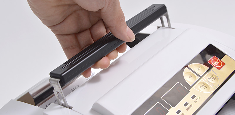 電動オート紙幣カウンター紫外線偽札検知機能付 | 【公式】サンコー