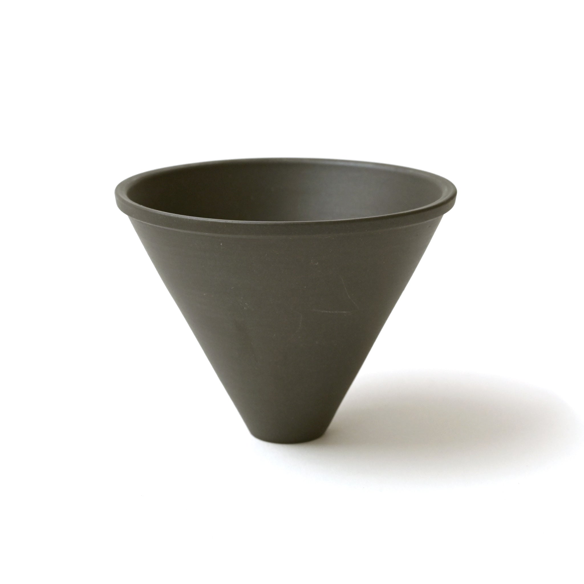 黒色光沢円錐形陶器 黒色光沢円錐形陶器 楽天市場】[直営店] CHIPS