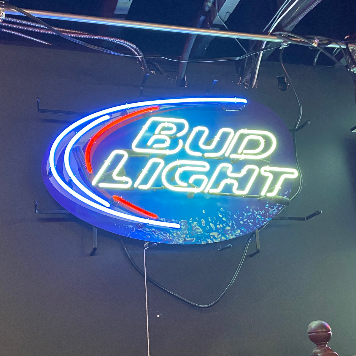 Bud Light Neon Light – D&L Billiards