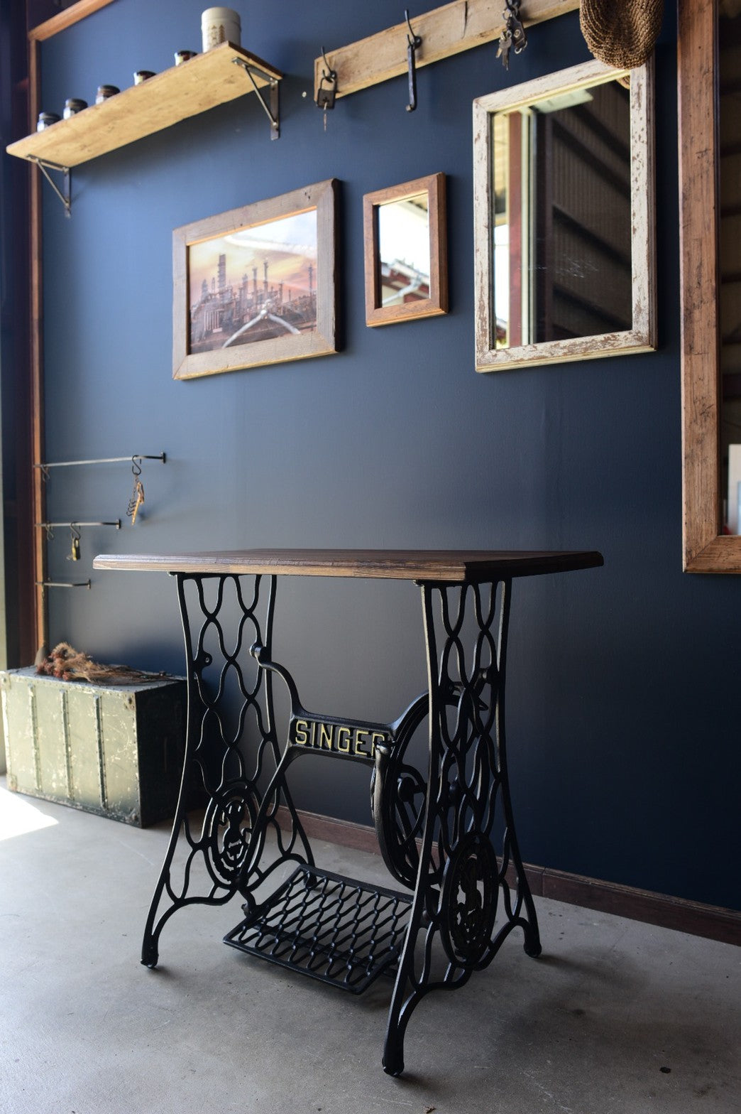 アンティークミシンテーブル/網脚/black w70cm*d45cm*h74cm – ドングリ商店