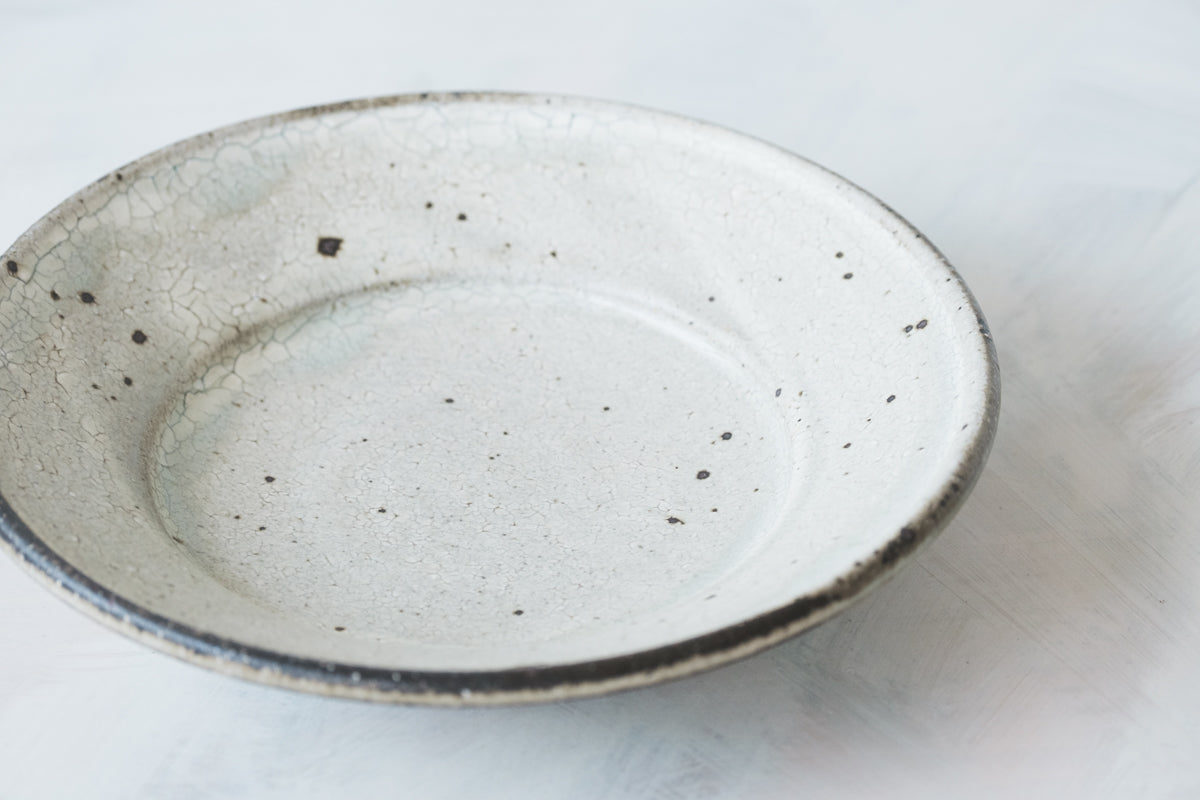 粉引 7寸フラットリム皿 - 山田隆太郎 | Alp Shop & Studio