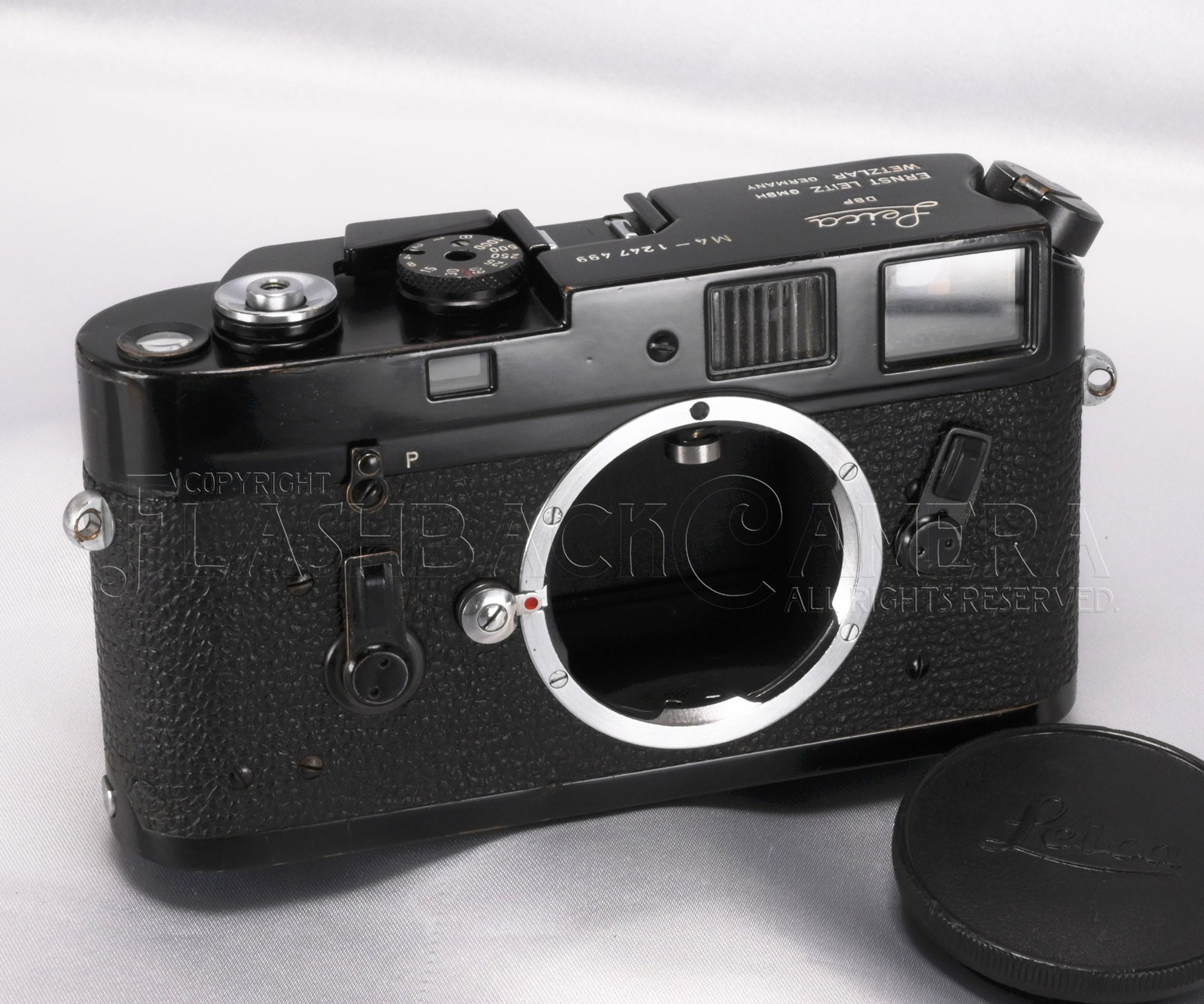 Leica M4 Black Paint – FLASHBACK CAMERA