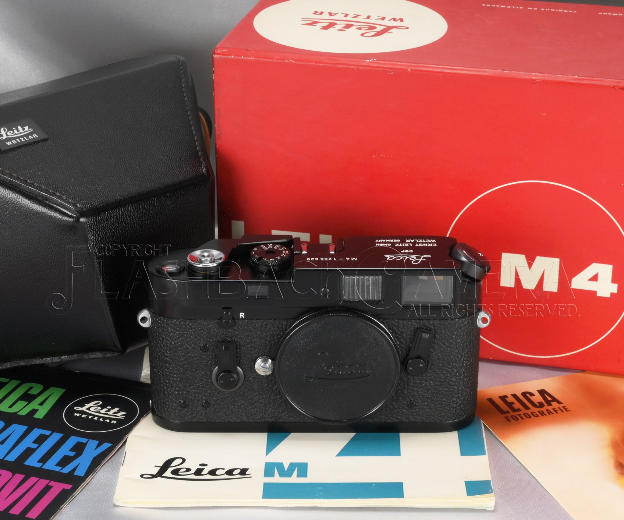 Leica M4 Black Paint – FLASHBACK CAMERA