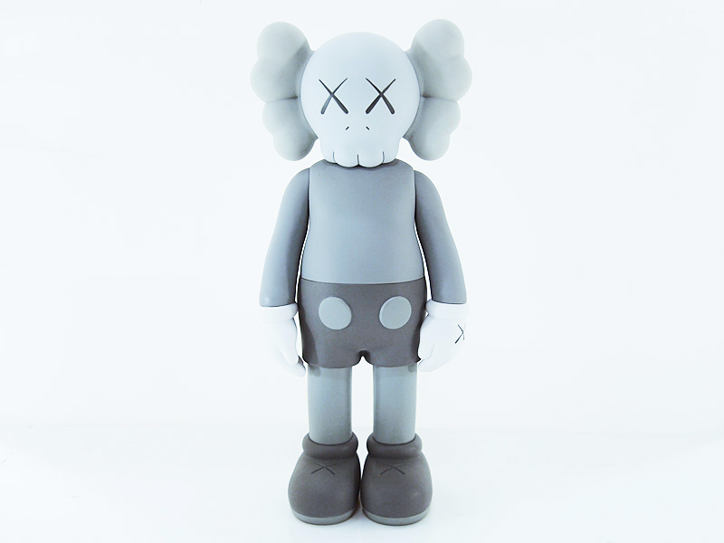 KAWS 'COMPANION OPEN EDITION GREY'カウズ コンパニオン フィギュア