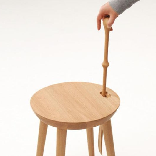 靴べらスツール ステップステップ/天然ブナ/日進木工 – GOOD DESIGN