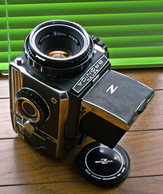 ブロニカのハイライトスクリーン 「フォーカシングスクリーン」