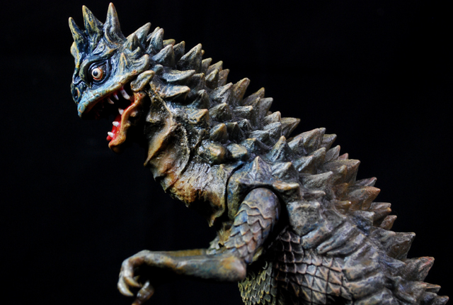 ビリケン商会】 宇宙怪獣ベムラー プロップver. 完成品