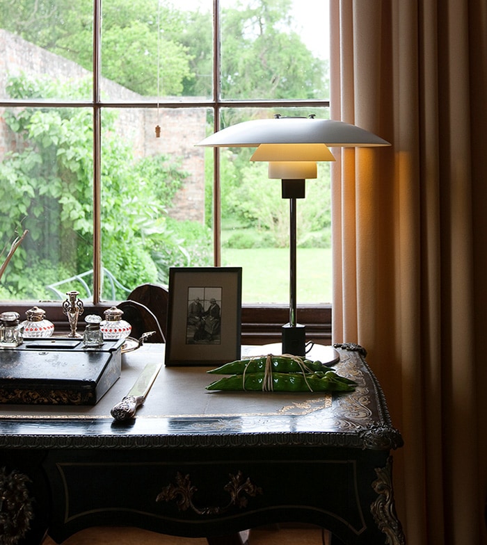 PH 4/3 Table(PH 4/3テーブル)/Louis Poulsen（ルイスポールセン