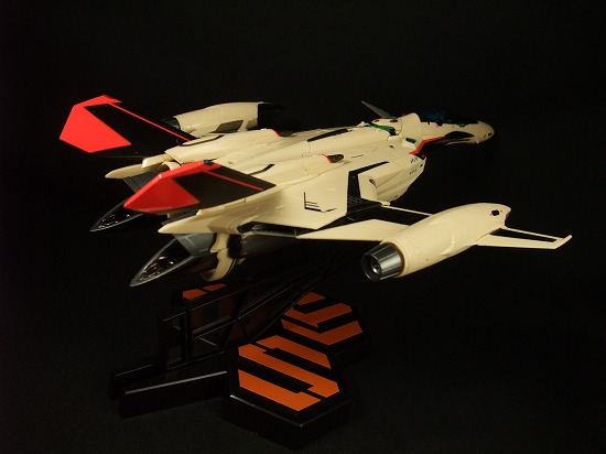 DX超合金 YF-29 デュランダルバルキリー（イサム機）