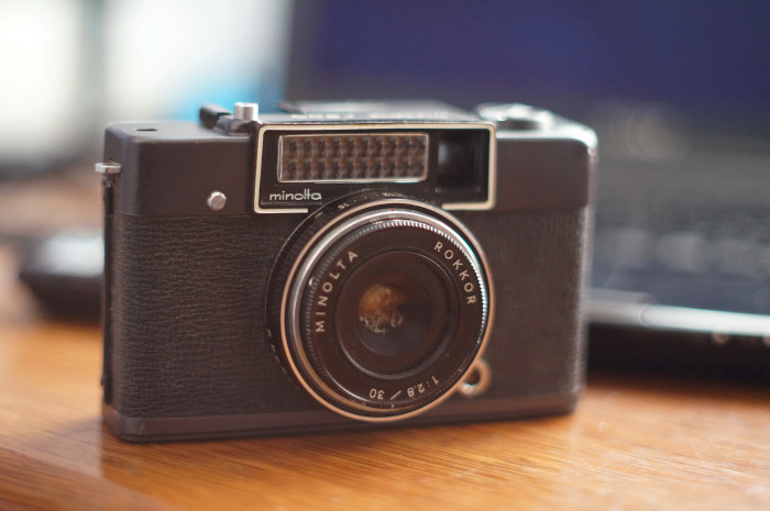 黒い子猫をお迎え(minolta repo) | グラット氏のお気に入り SECOND