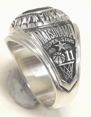 松山千春さんカレッジリング – Philip Collegering Blog