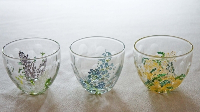 金津沙矢香展」：展示作品紹介⑦ 百花景シリーズ（うつわ