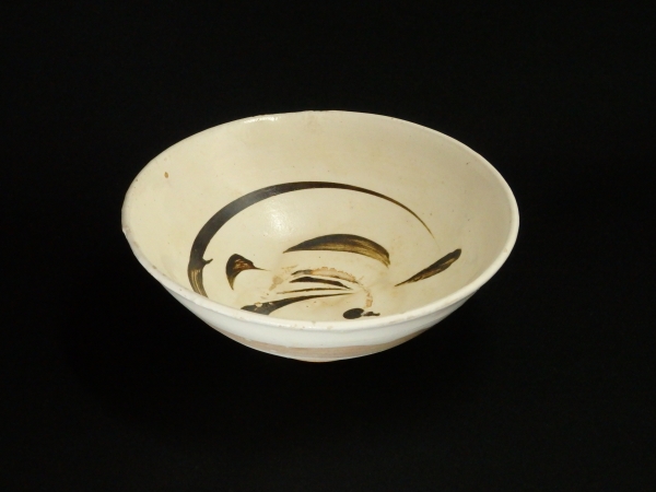 古代 中国磁州窯 茶碗 幅約13.3㎝ 東さ7-0330☆2F 古代 中国磁州窯