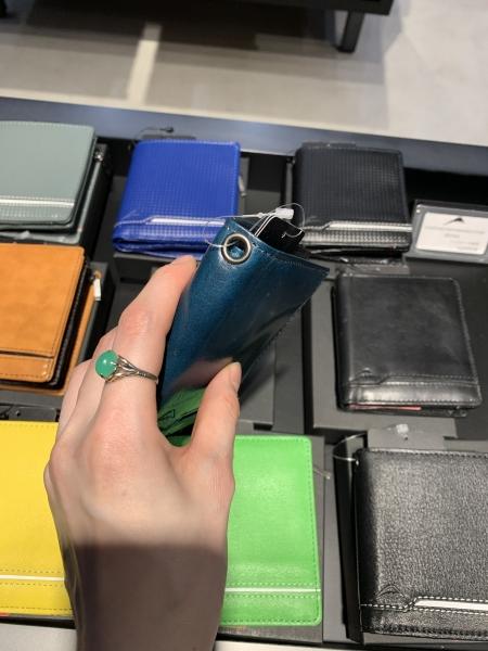 パフォーマンスストア限定革小物紹介part2：KUSHITANI横浜店