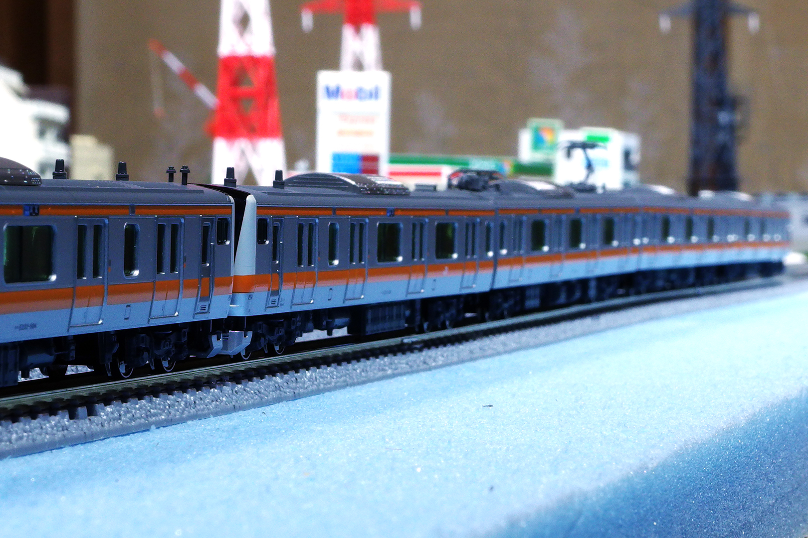 KATO 10-542 E233系 0番台 中央線(H編成)増結4両セット ついに入線