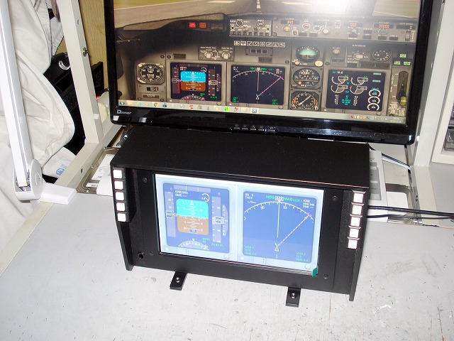 Saitek Pro Flight Yoke 専用 MFD ユニット 1台限り即納可 – Saitek