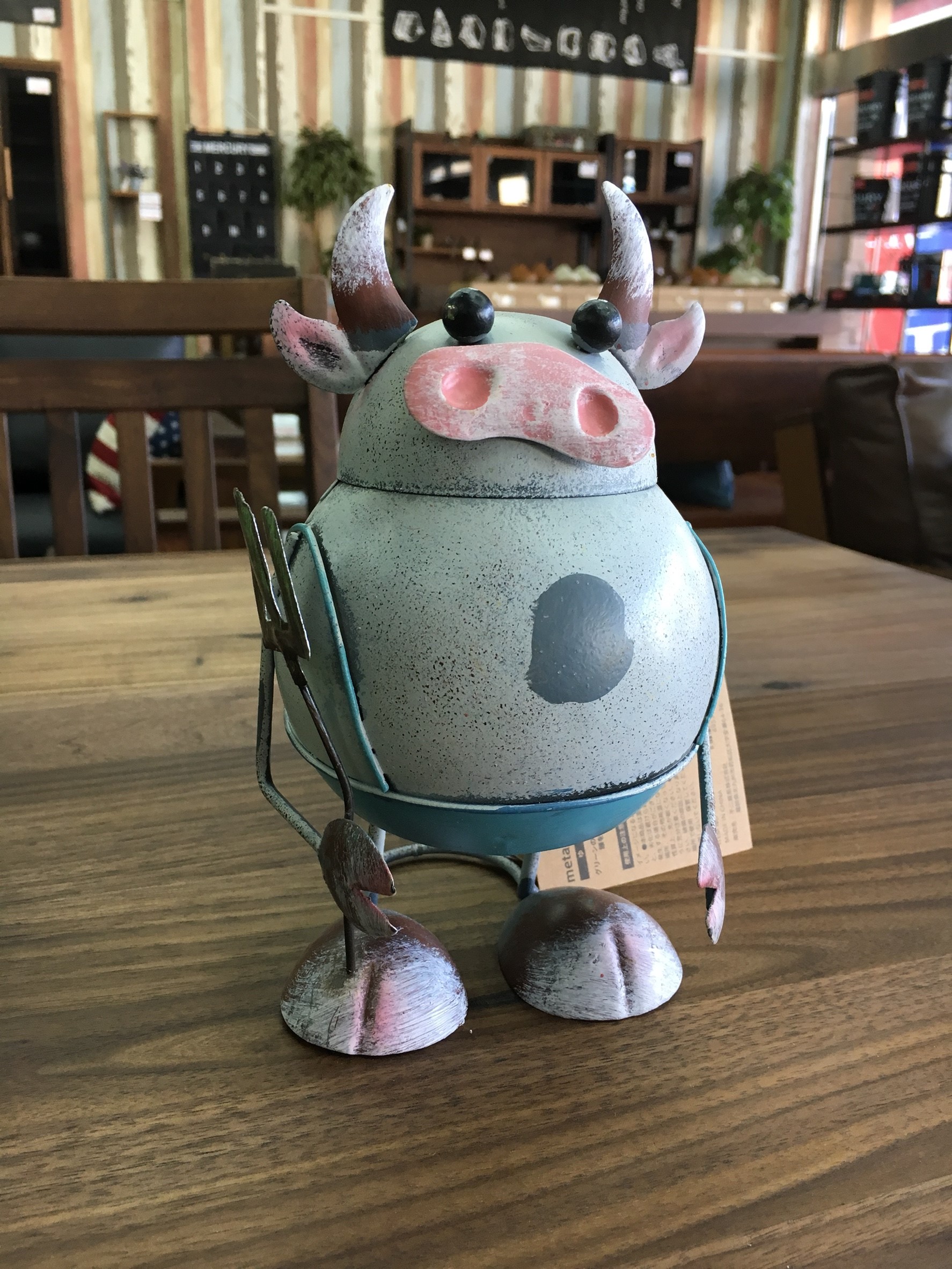 ガーデン用ブリキのオブジェ【ゆらゆらアニマル】が再入荷しました