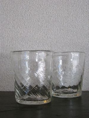 倉敷ガラス 小谷真三 作品展: 上方『銀花』